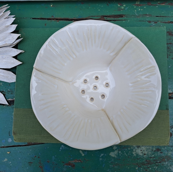 White Pottery Berry Bowl with Tray - Picture 8 of 11